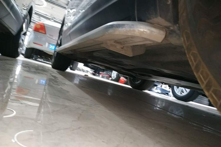 Used Volkswagen Tayron 2022 280TSI Two-Wheel Drive Luxury Smart Connectivity Version Right Side Sill