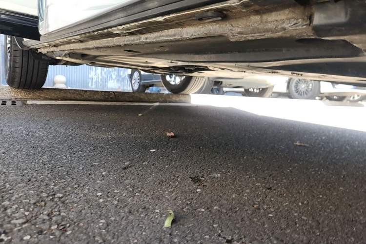 Used Volkswagen Tayron 2022 380TSI Four-Wheel Drive R-Line Connected Version Right Side Sill