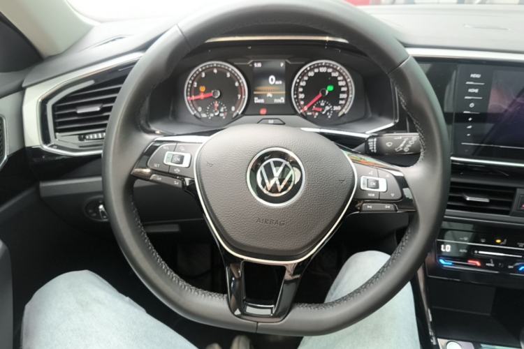 Used Volkswagen Tayron 2022 330TSI Two-Wheel Drive Luxury Smart Connectivity Version Steering Wheel
