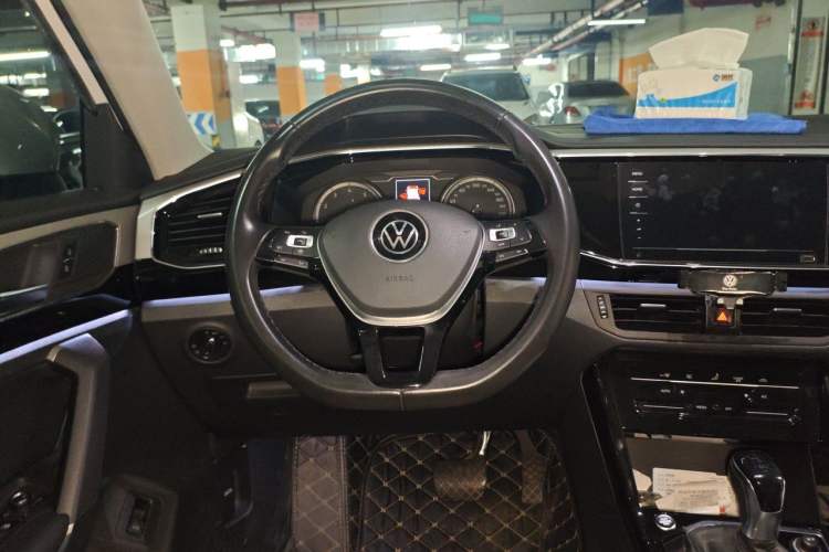 Used Volkswagen Tayron 2022 280TSI Two-Wheel Drive Luxury Smart Connectivity Version Steering Wheel