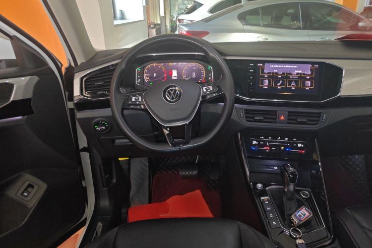 Used Volkswagen Tayron 2022 330TSI Two-Wheel Drive Luxury Smart Connectivity Version Steering Wheel