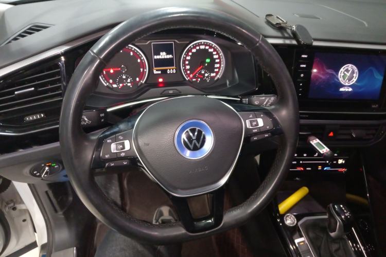 Used Volkswagen Tayron 2022 280TSI Two-Wheel Drive Luxury Smart Connectivity Version Steering Wheel