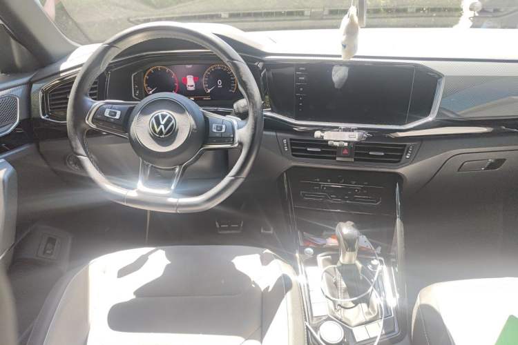 Used Volkswagen Tayron 2022 380TSI Four-Wheel Drive R-Line Connected Version Steering Wheel