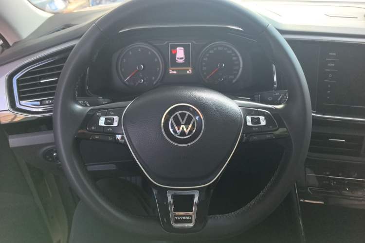 Used Volkswagen Tayron 2022 280TSI Two-Wheel Drive Luxury Smart Connectivity Version Steering Wheel