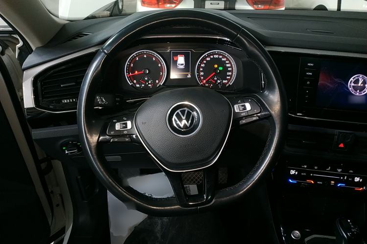 Used Volkswagen Tayron 2022 280TSI Two-Wheel Drive Luxury Smart Connectivity Version Steering Wheel