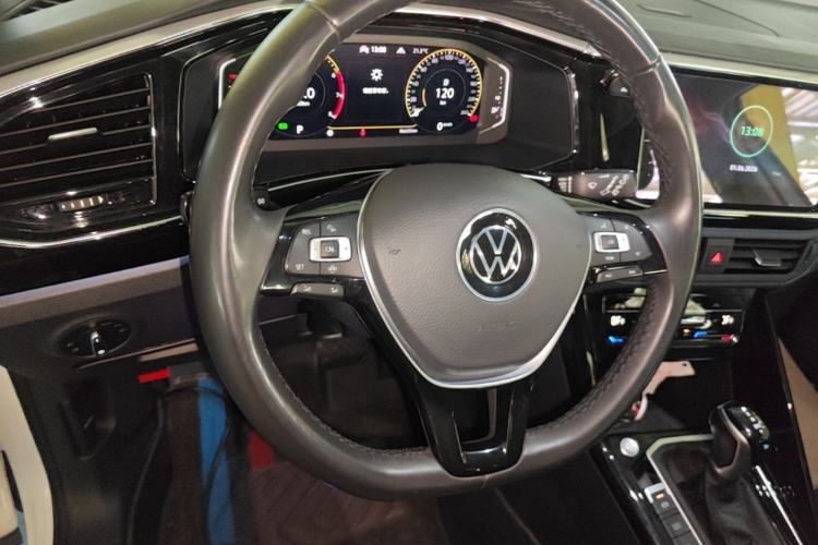 Used Volkswagen Tayron 2022 330TSI Two-Wheel Drive Luxury Smart Connectivity Version Steering Wheel