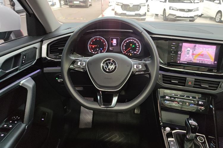 Used Volkswagen Tayron 2022 330TSI Two-Wheel Drive Luxury Smart Connectivity Version Steering Wheel