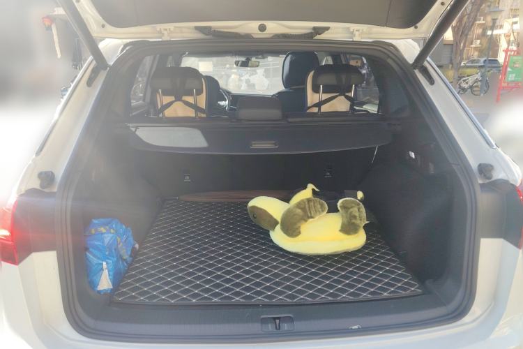 Used Volkswagen Tayron 2022 380TSI Four-Wheel Drive R-Line Connected Version Trunk