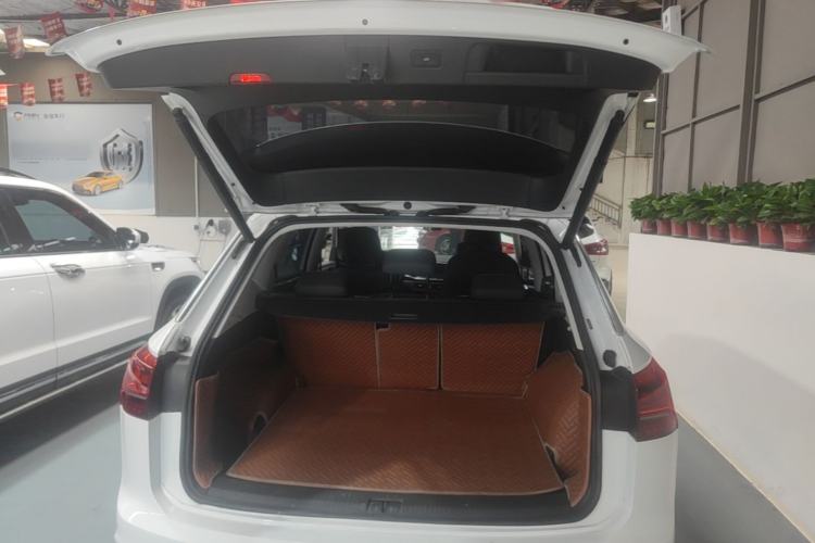 Used Volkswagen Tayron 2022 280TSI Two-Wheel Drive Luxury Smart Connectivity Version Trunk
