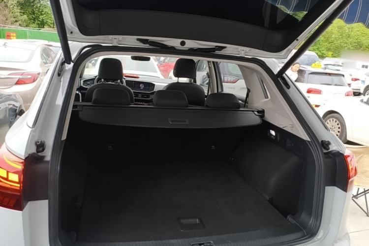Used Volkswagen Tayron 2022 280TSI Two-Wheel Drive Luxury Smart Connectivity Version Trunk