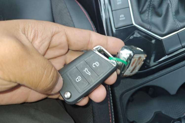 Used Volkswagen Tayron 2022 280TSI Two-Wheel Drive Luxury Smart Connectivity Version Vehicle Key