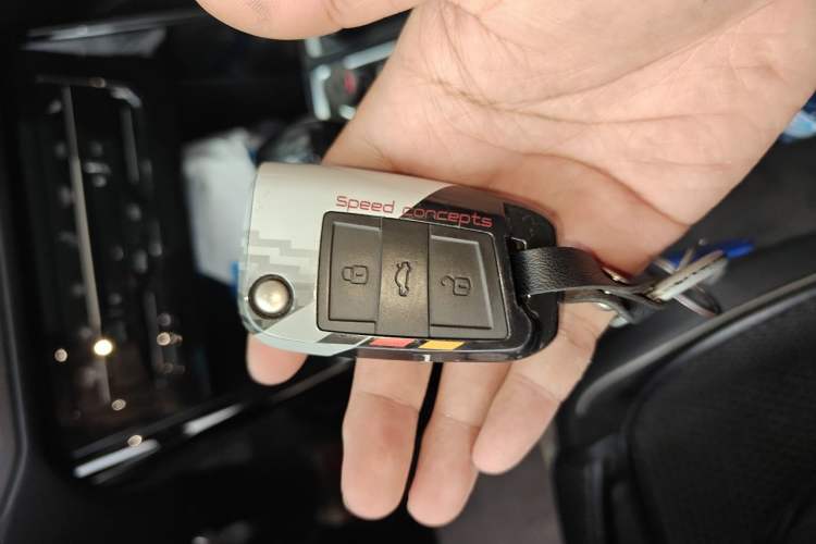 Used Volkswagen Tayron 2022 380TSI Four-Wheel Drive Luxury Connected Pro Version Vehicle Key