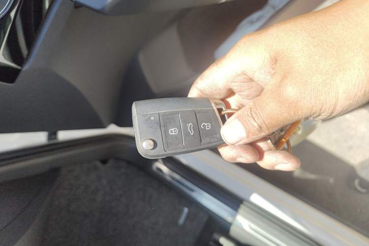 Used Volkswagen Tayron 2022 380TSI Four-Wheel Drive R-Line Connected Version Vehicle Key