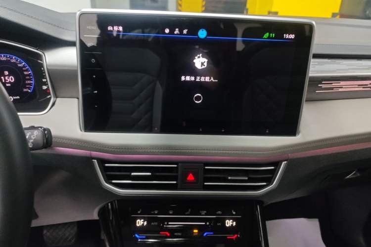 Used Volkswagen Tayron 2023 330TSI Two-Wheel-Drive R-Line High-Energy Version Audio And AC Panel