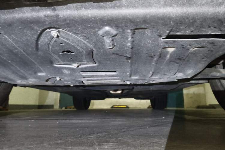 Used Volkswagen Tayron 2023 330TSI Two-Wheel-Drive R-Line High-Energy Version Chassis Front