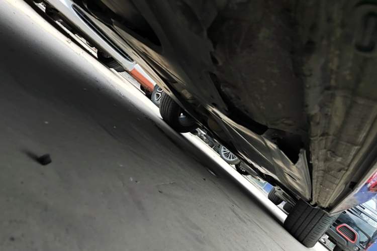 Used Volkswagen Tayron 2023 330TSI Two-Wheel-Drive R-Line High-Energy Version Chassis Rear Right