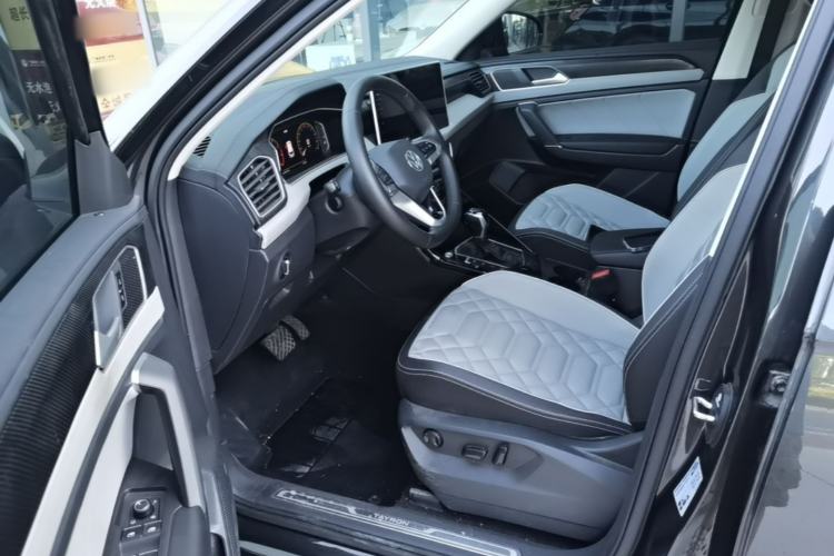 Used Volkswagen Tayron 2023 280TSI Two-Wheel-Drive Luxury Plus Advanced Version Driver Seat