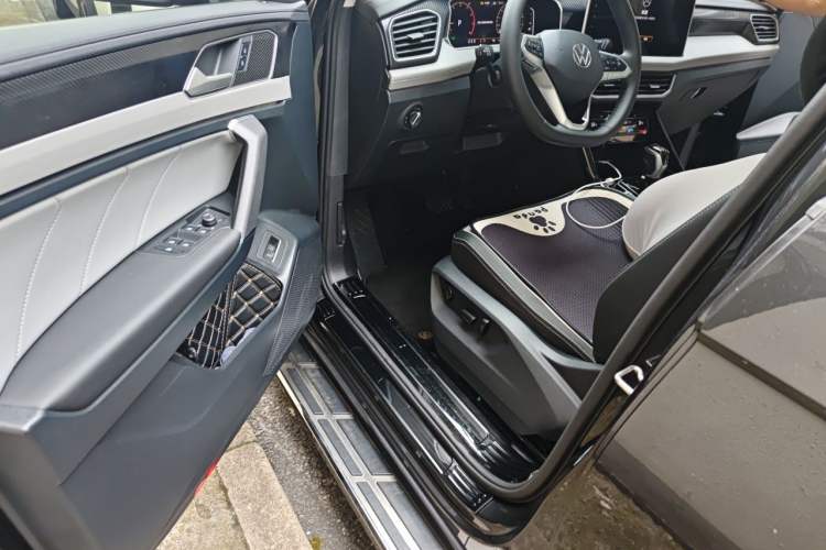 Used Volkswagen Tayron 2023 330TSI Two-Wheel-Drive Luxury Plus Advanced Version Driver Seat