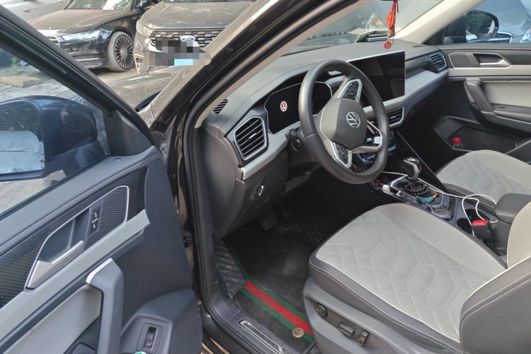 Used Volkswagen Tayron 2023 330TSI Two-Wheel-Drive Luxury Plus Advanced Version Driver Seat