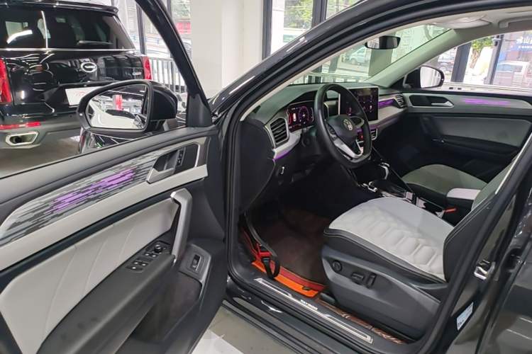 Used Volkswagen Tayron 2023 330TSI Two-Wheel-Drive R-Line High-Energy Version Driver Seat