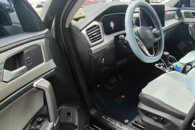 Used Volkswagen Tayron 2023 Revised Version 380TSI All-Wheel Drive R-Line High-Energy Edition Driver Seat