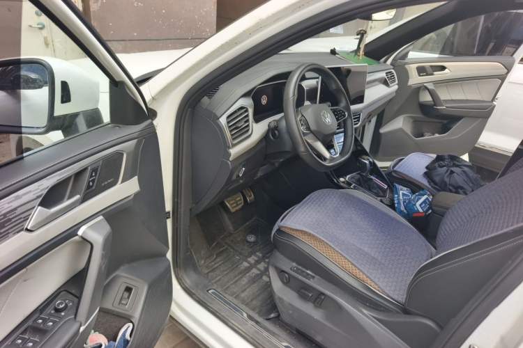Used Volkswagen Tayron 2023 380TSI Four-Wheel Drive R-Line Pro Smart Edition Driver Seat