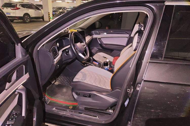 Used Volkswagen Tayron 2023 330TSI Two-Wheel-Drive Luxury Plus Advanced Version Driver Seat