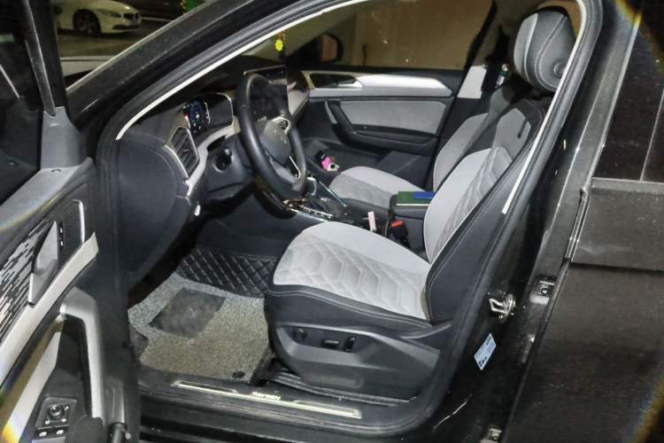 Used Volkswagen Tayron 2023 330TSI Two-Wheel-Drive R-Line High-Energy Version Driver Seat
