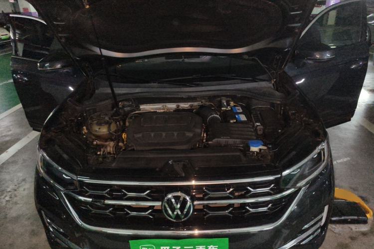 Used Volkswagen Tayron 2023 Revised Version 380TSI All-Wheel Drive R-Line High-Energy Edition Engine Bay