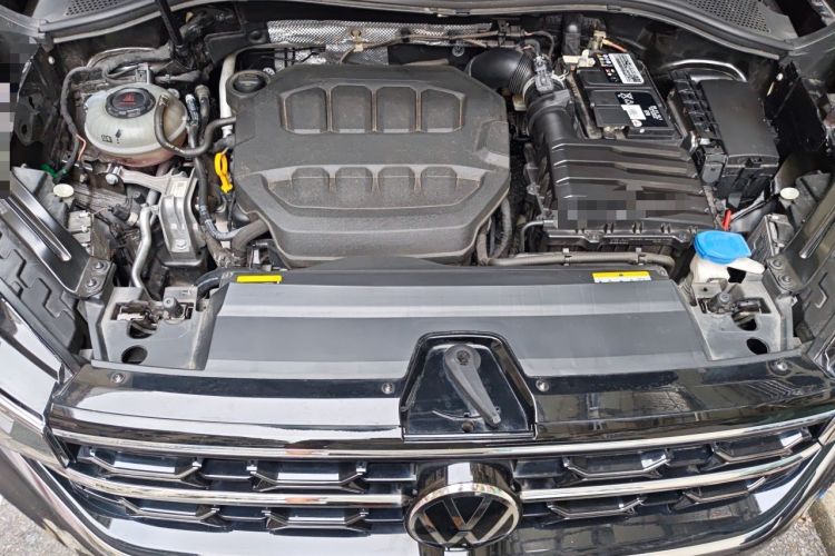 Used Volkswagen Tayron 2023 330TSI Two-Wheel-Drive Luxury Plus Advanced Version Engine Bay