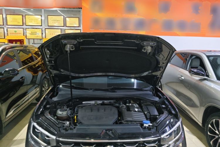 Used Volkswagen Tayron 2023 330TSI Two-Wheel-Drive R-Line High-Energy Version Engine Bay