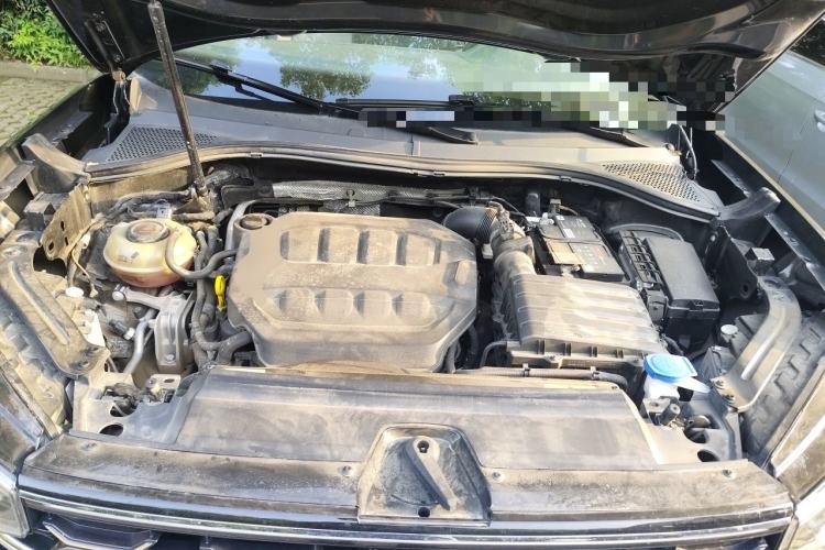 Used Volkswagen Tayron 2023 330TSI Two-Wheel-Drive Luxury Plus Advanced Version Engine Bay