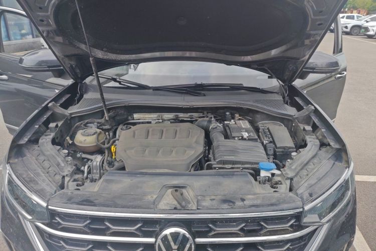 Used Volkswagen Tayron 2023 330TSI Two-Wheel-Drive Luxury Plus Advanced Version Engine Bay