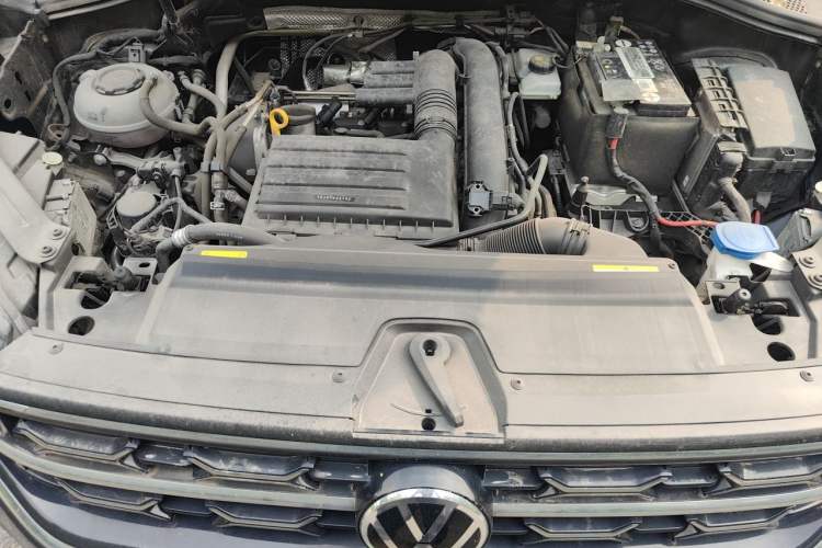 Used Volkswagen Tayron 2023 280TSI Two-Wheel-Drive Luxury Plus Advanced Version Engine Bay