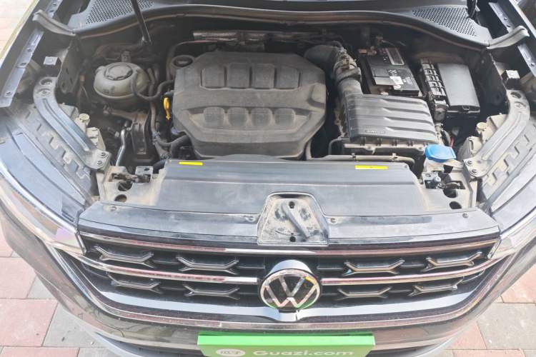 Used Volkswagen Tayron 2023 330TSI Two-Wheel-Drive Luxury Plus Advanced Version Engine Bay