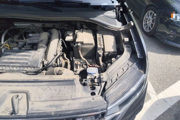 Used Volkswagen Tayron 2023 280TSI Two-Wheel-Drive Luxury Plus Advanced Version Engine Bay Left