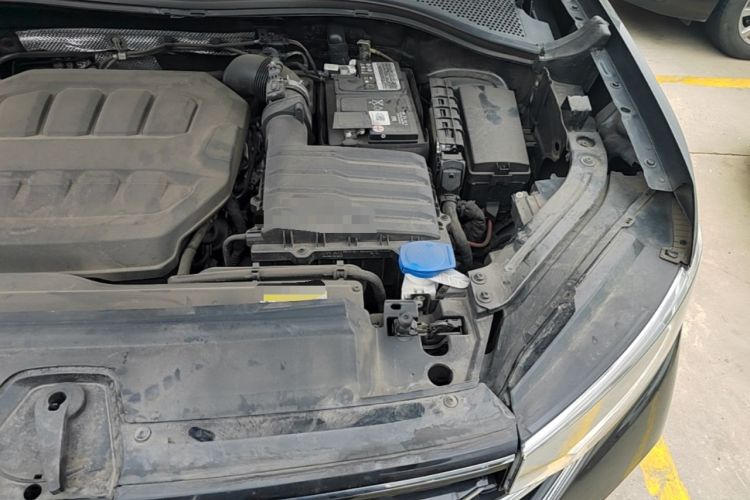 Used Volkswagen Tayron 2023 330TSI Two-Wheel-Drive R-Line High-Energy Version Engine Bay Left