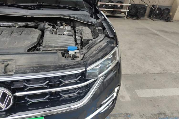 Used Volkswagen Tayron 2023 330TSI Two-Wheel-Drive R-Line High-Energy Version Engine Bay Left