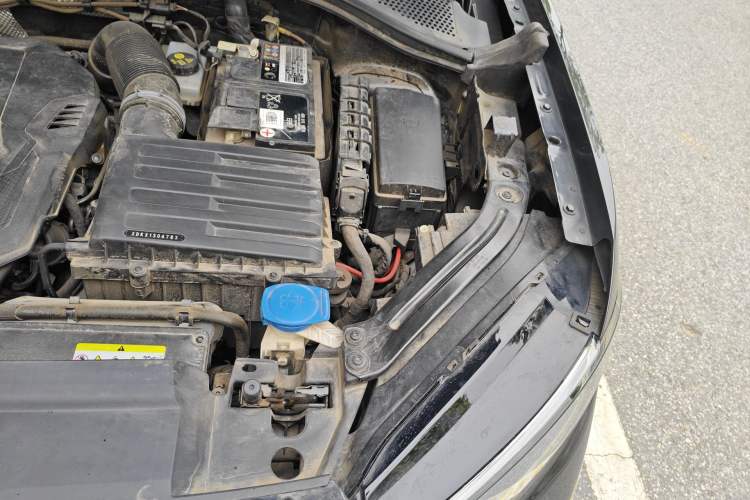 Used Volkswagen Tayron 2023 380TSI Four-Wheel Drive R-Line High-Energy Version Engine Bay Left