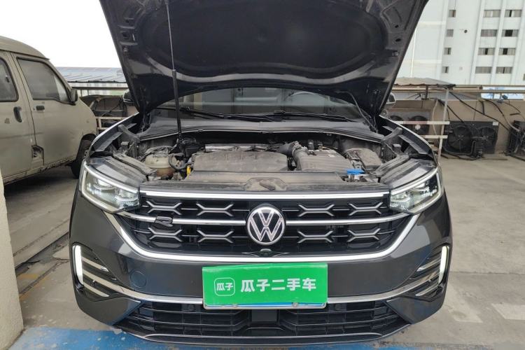 Used Volkswagen Tayron 2023 330TSI Two-Wheel-Drive R-Line High-Energy Version Engine Bay