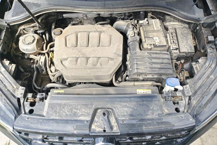 Used Volkswagen Tayron 2023 330TSI Two-Wheel-Drive R-Line High-Energy Version Engine Bay