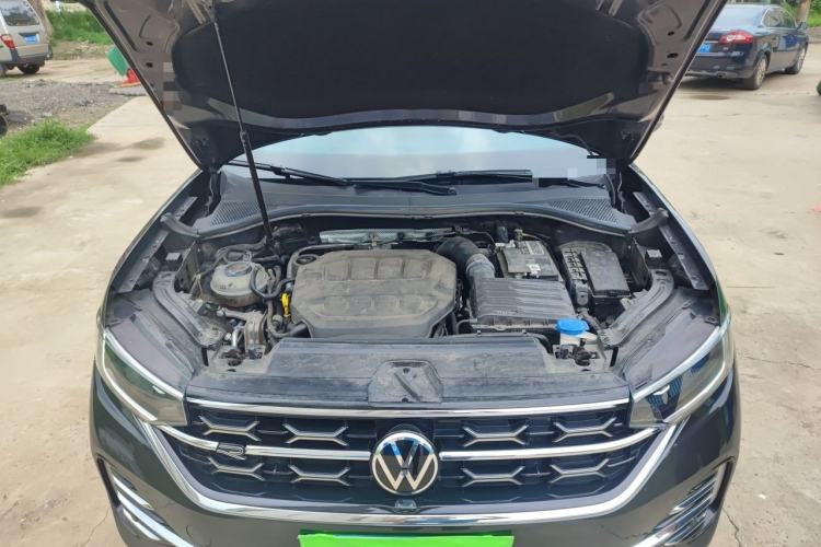 Used Volkswagen Tayron 2023 Revised Version 380TSI All-Wheel Drive R-Line Pro Smart Edition Engine Bay