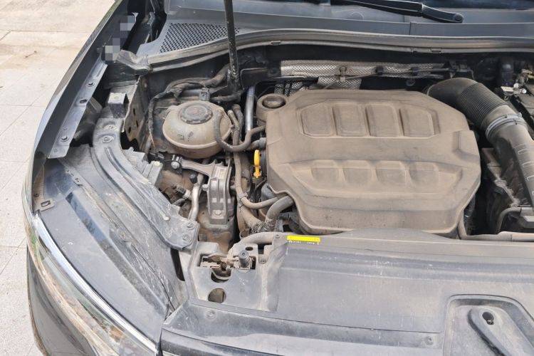 Used Volkswagen Tayron 2023 380TSI Four-Wheel Drive R-Line Pro Smart Edition Engine Bay Right