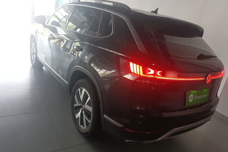 Used Volkswagen Tayron 2023 280TSI Two-Wheel-Drive Luxury Plus Advanced Version Exterior 2