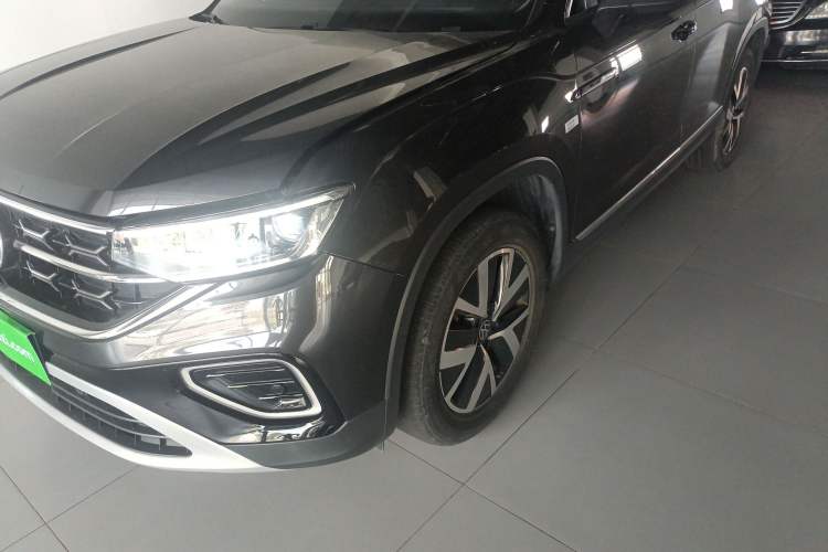 Used Volkswagen Tayron 2023 280TSI Two-Wheel-Drive Luxury Plus Advanced Version Exterior 4