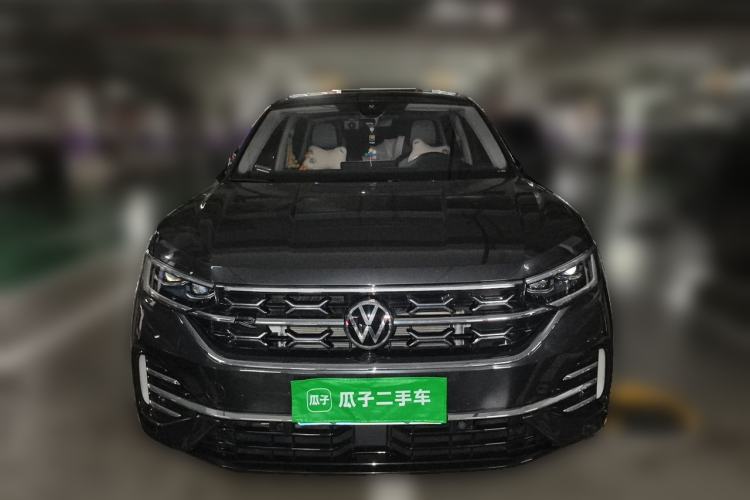 Used Volkswagen Tayron 2023 Revised Version 380TSI All-Wheel Drive R-Line High-Energy Edition Front