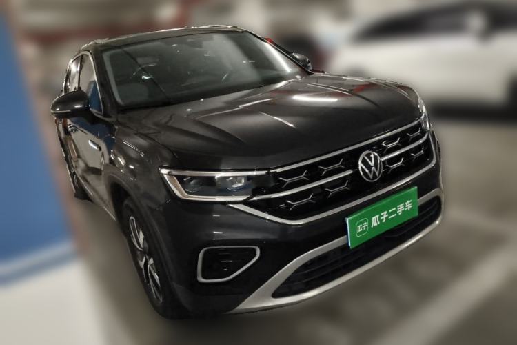 Used Volkswagen Tayron 2023 330TSI Two-Wheel-Drive Luxury Plus Advanced Version Front Right 45 Deg