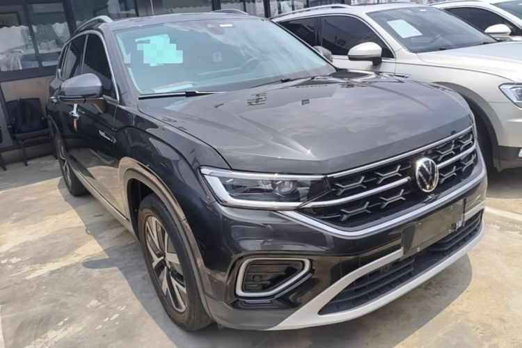 Used Volkswagen Tayron 2023 330TSI Two-Wheel-Drive Luxury Plus Advanced Version Front Right 45 Deg