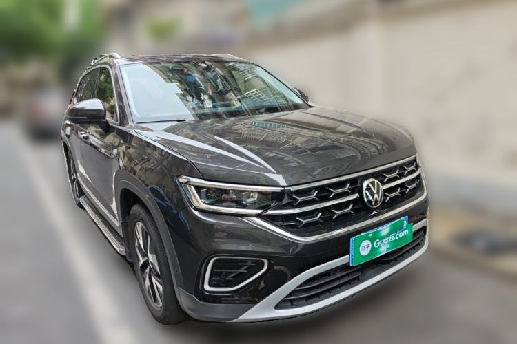 Used Volkswagen Tayron 2023 330TSI Two-Wheel-Drive Luxury Plus Advanced Version Front Right 45 Deg