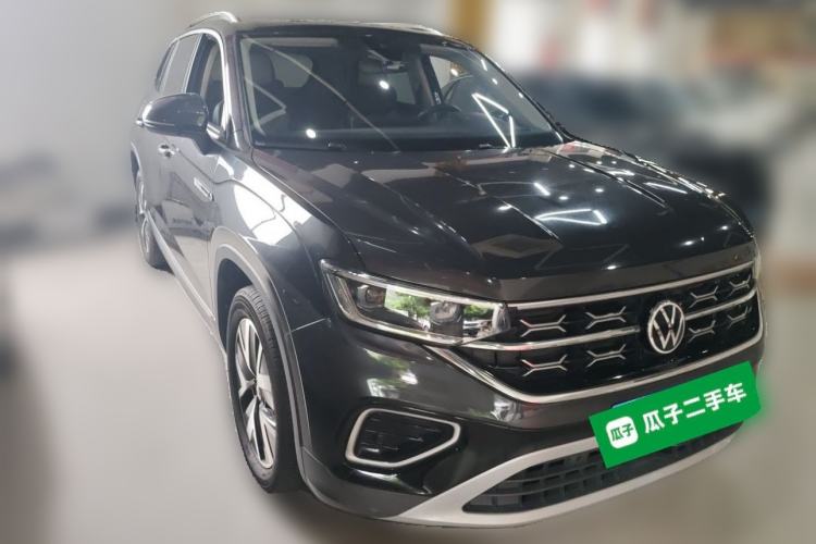 Used Volkswagen Tayron 2023 330TSI Two-Wheel-Drive Luxury Plus Advanced Version Front Right 45 Deg